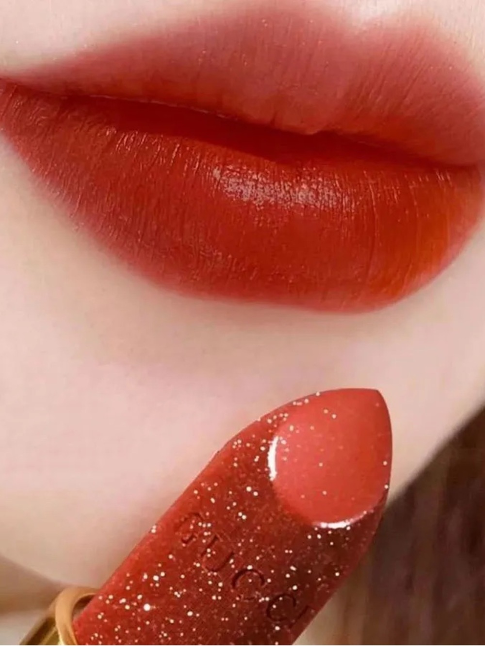 Gucci Velvet Lipstick Limited Edition #505 Janet Rust (Sparkly Red) - Picture 2 of 15